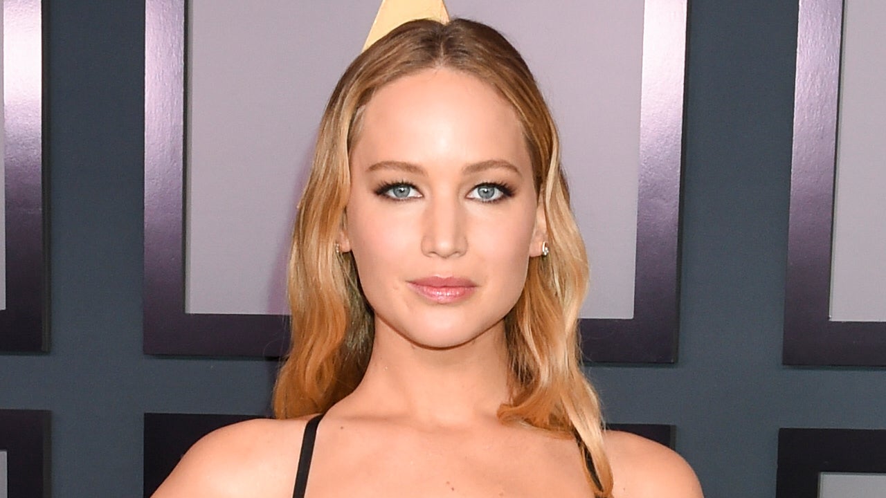 Jennifer Lawrence - MekoSteven - Jennifer Lawrence Husband: The Man Behind The Oscar Winner’s Love Story