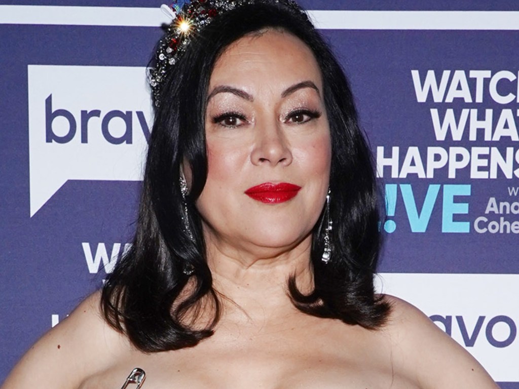 Jennifer Tilly’s Glam Fashion Picks – Poker Queen and Hollywood Icon