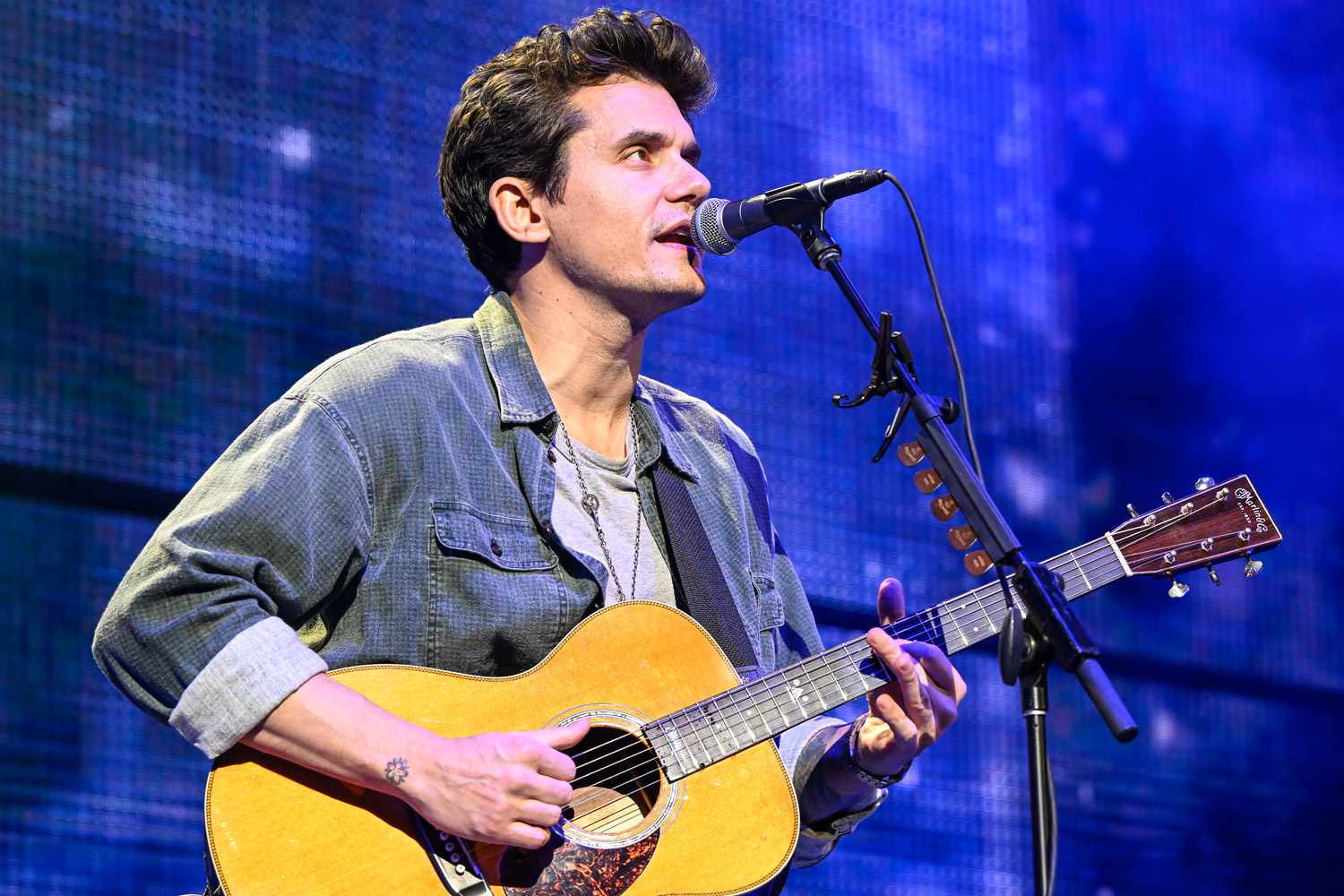 John Mayer Says Song Thought to Be About Taylor Swift Was a 'Bit Bitchy' - How Tall Is John Mayer? Singer-Songwriter’s Height Details