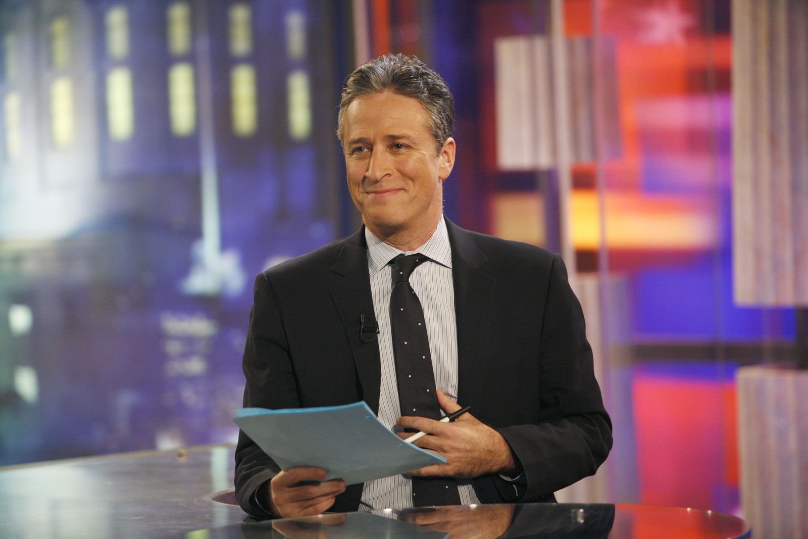 Jon Stewart | The Daily Show, Biography, Shows, Movies, & Facts - Jon Stewart Age 2025 – Comedy Veteran's Birthday Revealed