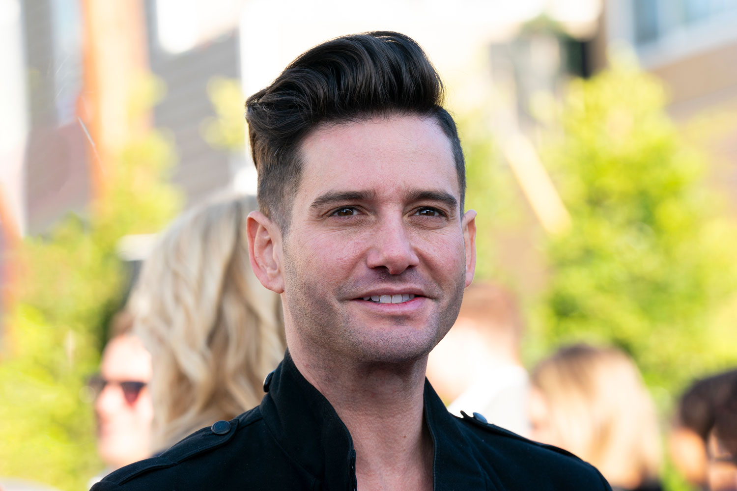 Josh Flagg Goes Instagram Official with New Boyfriend (PIC) - Josh Flagg Height – Million Dollar Listing’s Agent in Feet & Inches