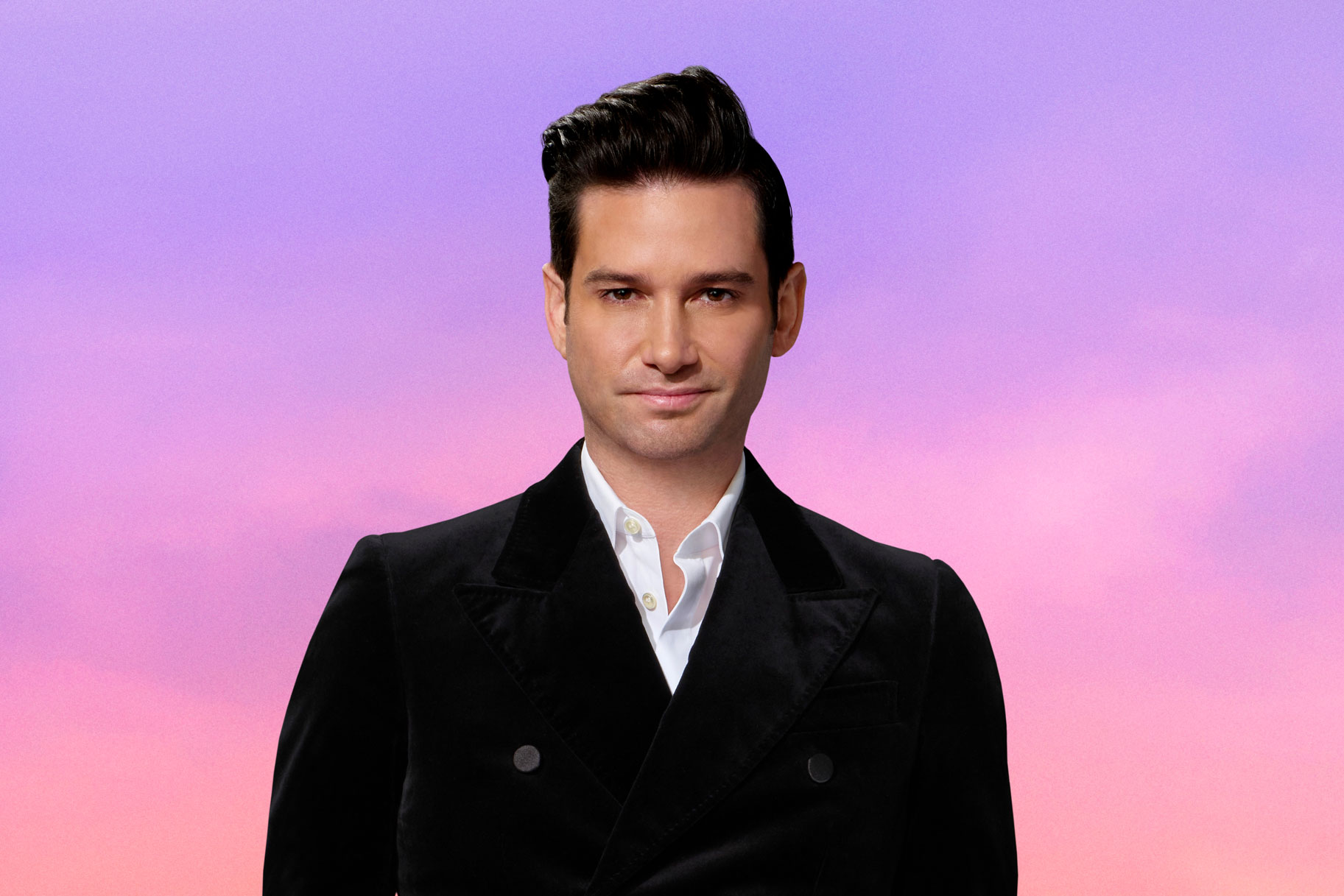 Josh Flagg Sold Judy Garland's Former House for $11M - Josh Flagg Height – Million Dollar Listing’s Agent in Feet & Inches