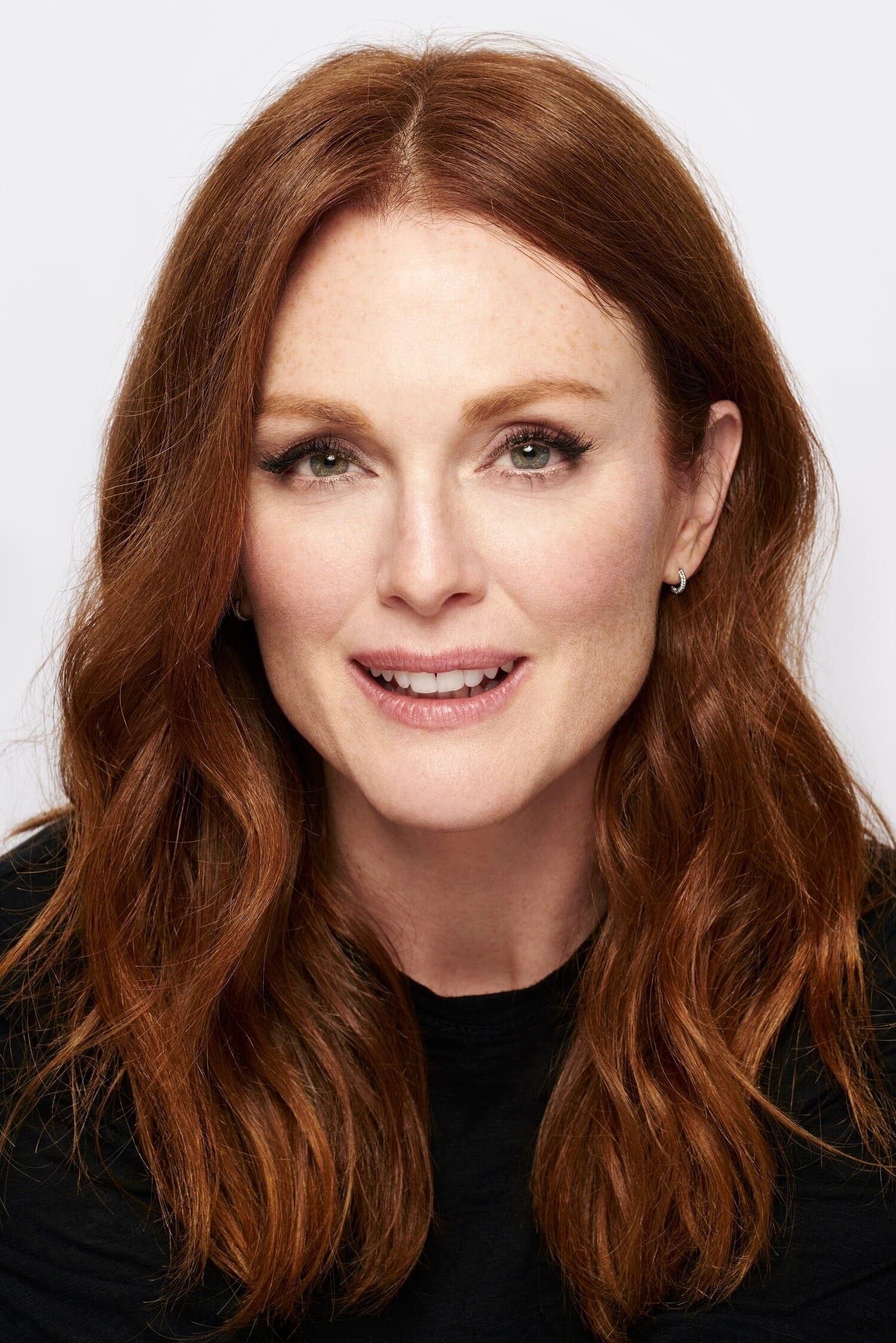 How Old Is Julianne Moore: Hollywood’s Timeless Beauty
