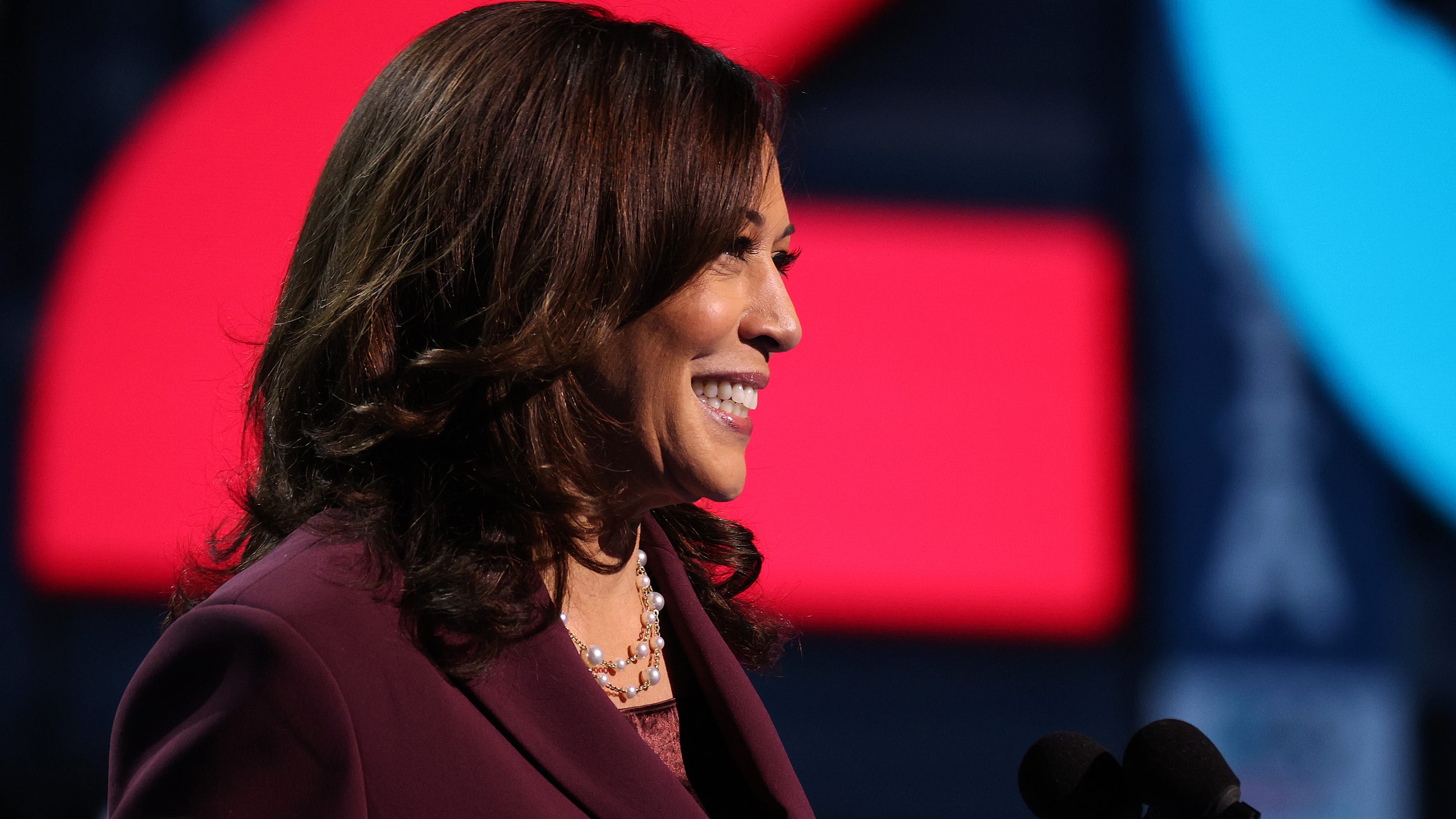 Kamala Harris takes her place in history as vice presidential nominee - Kamala Harris’ Most Polished Public Appearances – VP with Style