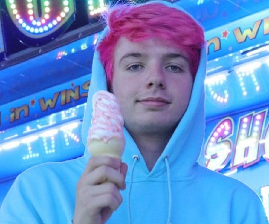 Karl Jacobs – Bio, Facts, Family Life, Career - How Tall Is Karl Jacobs: Social Media Star’s Charming Vibe