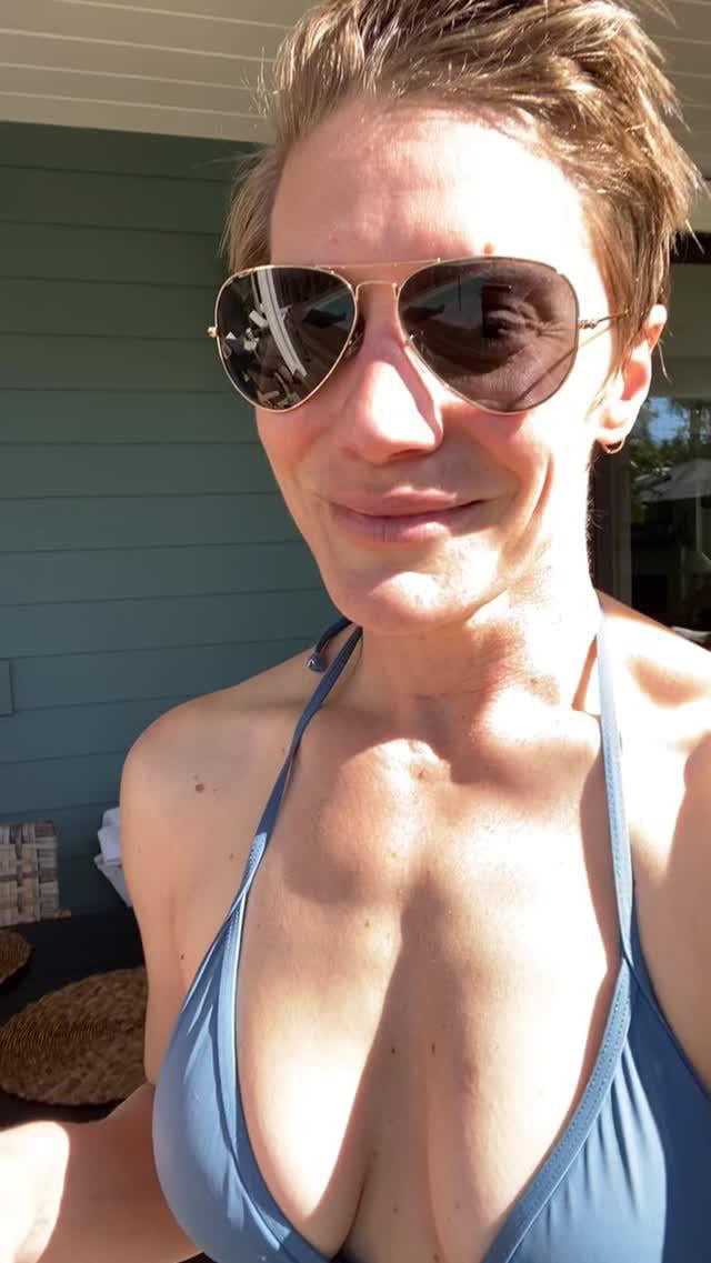 Katee sackhoff - 9GAG - Katee Sackhoff’s Sleek Sci-Fi Style – The Mandalorian Star’s Best Looks