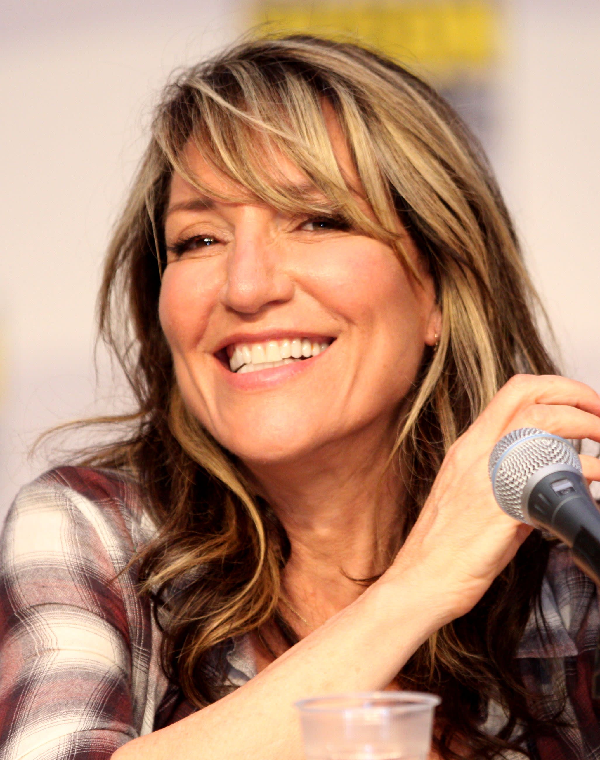 Katey Sagal's Iconic TV Roles - Katey Sagal’s Rock-Chic Style – Sons of Anarchy Star’s Fierce Looks