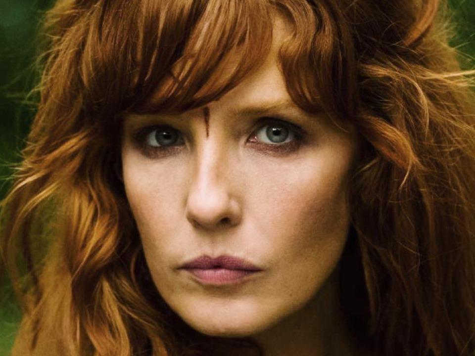 Kelly Reilly Biography, Age, Height, Husband, Net Worth - Wealthy Spy - Kelly Reilly Net Worth: Yellowstone Fame And British Star Power