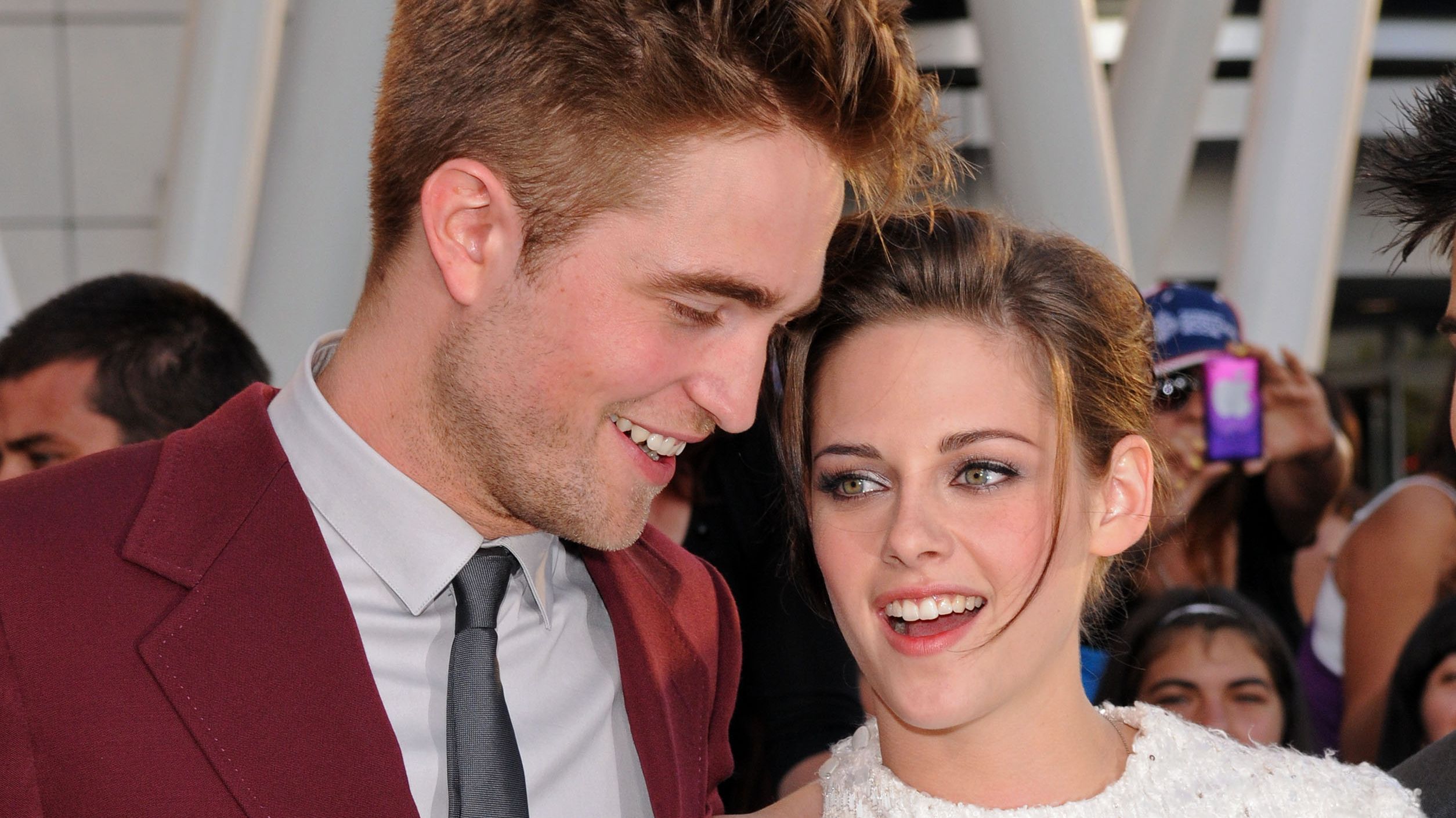 Kristen Stewart & Robert Pattinson Could Be Reuniting On-Screen | Teen - How Long Did Kristen Stewart And Robert Pattinson Date?
