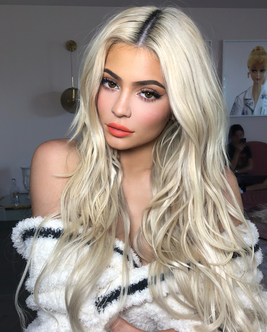 Kylie Jenner Fashion Article - Famous Person - Is Kylie Jenner Pregnant Again? The Internet Thinks So