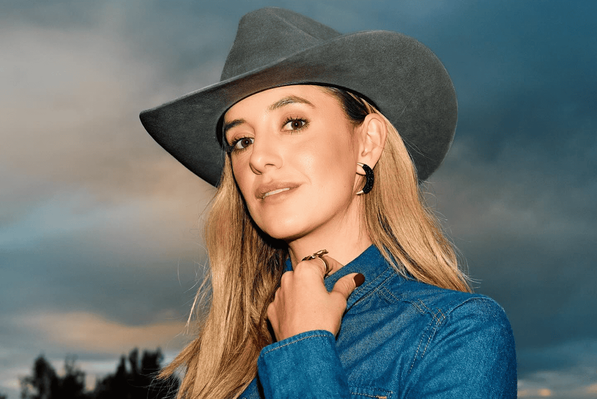How Tall Is Lainey Wilson? Country Music’s Breakout Star’s Height
