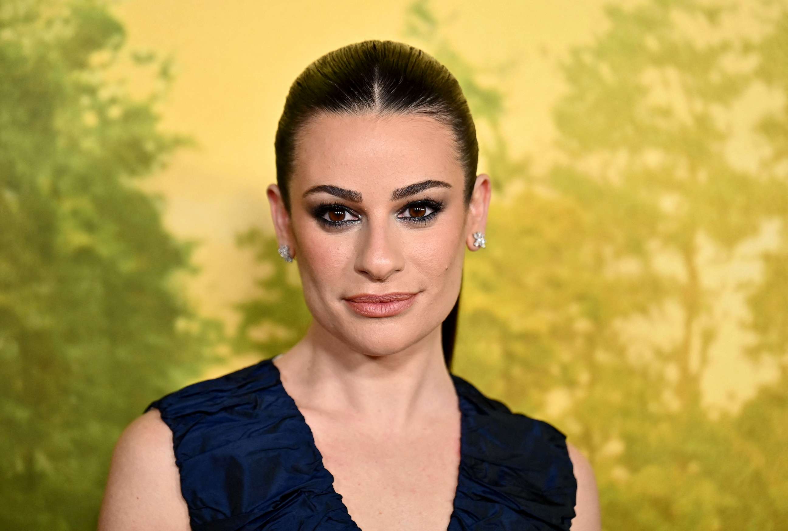Lea Michele calls 'reach-outs' after Glee diva accusations 'eye-opening - How Tall Is Lea Michele: Glee Star’s Petite Build