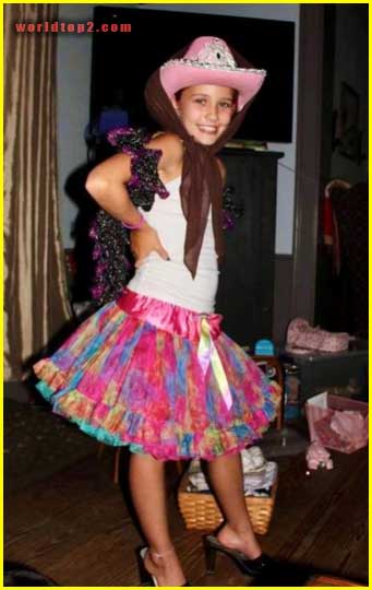 Lexi Hall | Bio, Age, Height, Family, Relationship, Education - Lexi Hall Height: Social Media Star's True Size