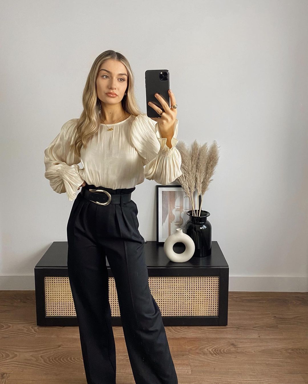 Lily Clark on Instagram: “What I would be wearing out this weekend if - Lily Clark: Sexy Pics of the Rising Social Media Star