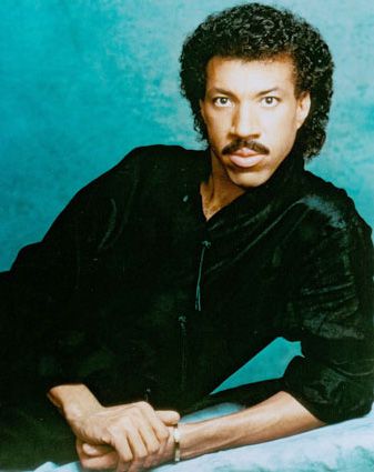 How Old Is Lionel Richie? Music Legend’s Age & Career Highlights