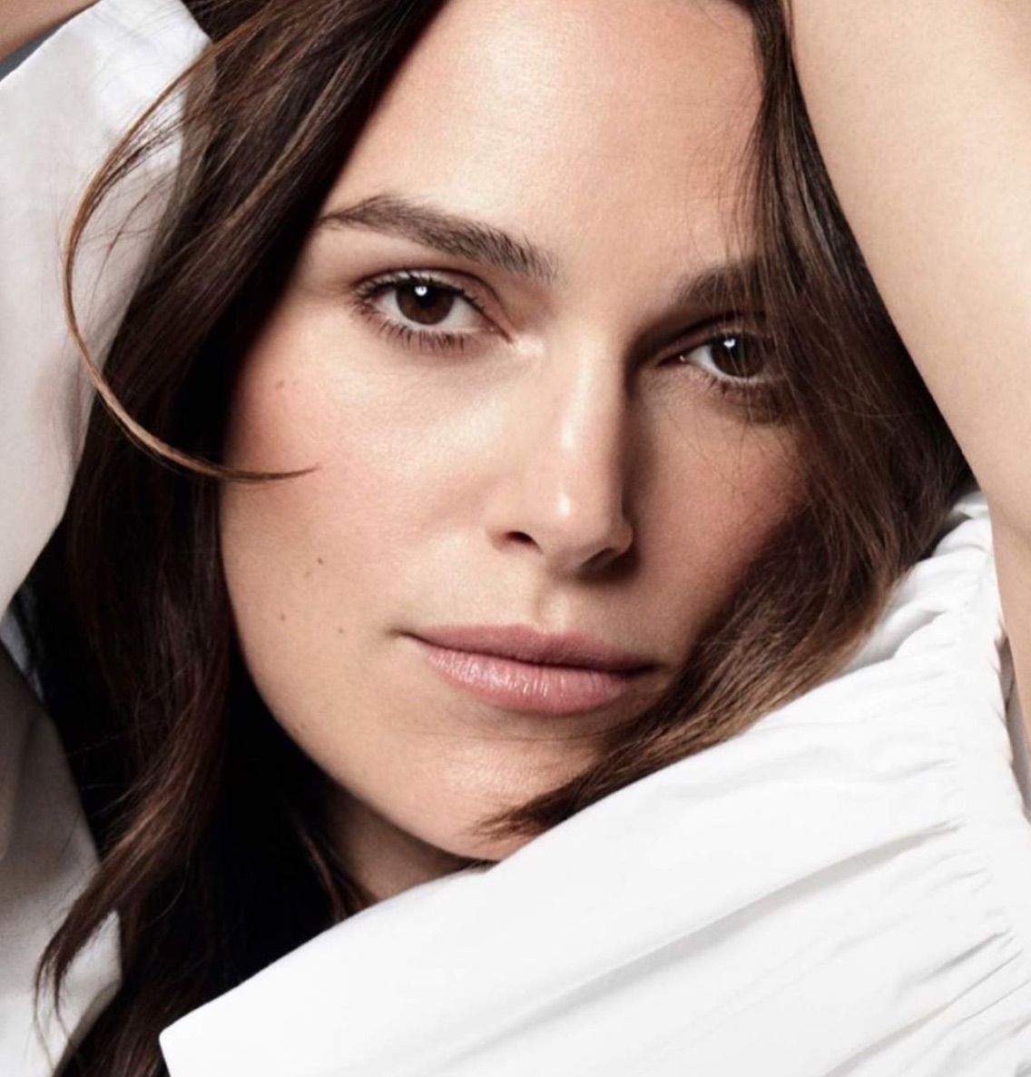 Lisa Eldridge (Ultimate 'Secret' Makeup on YouTube) in 2025 | Lisa - Lisa Eldridge: Sexy Pics of the Iconic Makeup Artist