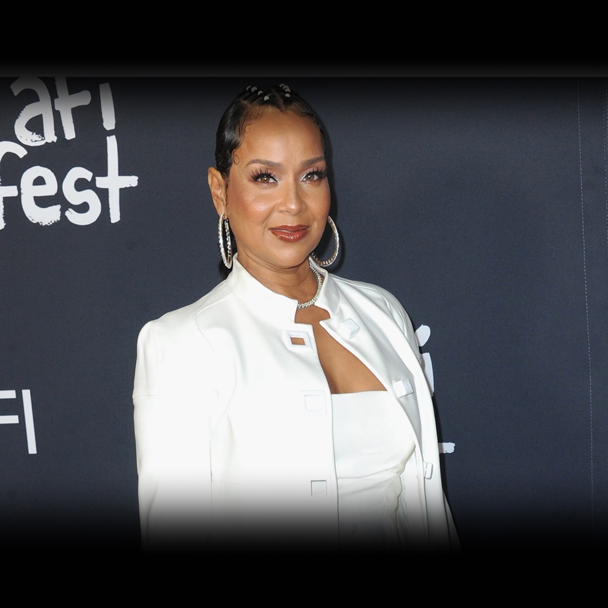 LisaRaye McCoy - Age, Bio, Birthday, Family, Net Worth | National Today - Lisa Raye's Height — How Tall Is The Iconic Actress?