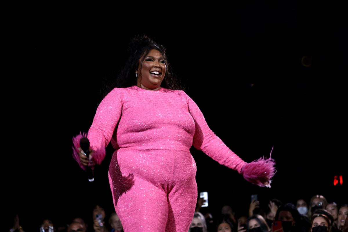 Lizzo Serves Body And Barbiecore In This Sexy Hot Pink Bikini And We're - Lizzo's Body Confidence: Full Measurements, Height & Real Talk