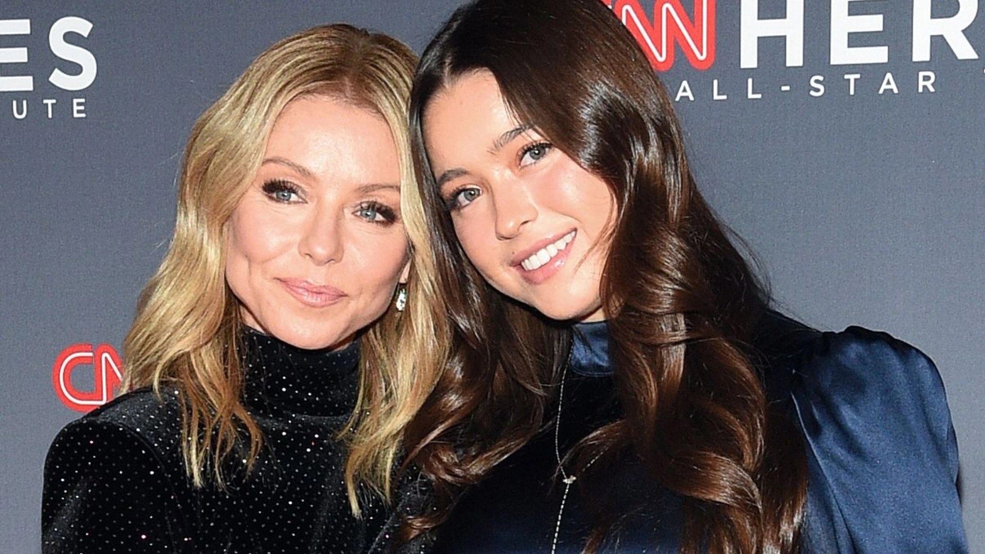 Lola Grace Consuelos (Daughter of Kelly Ripa) Wiki, Biography, Age - Is Kelly Ripa's Daughter Pregnant? Lola Consuelos Rumors Explained