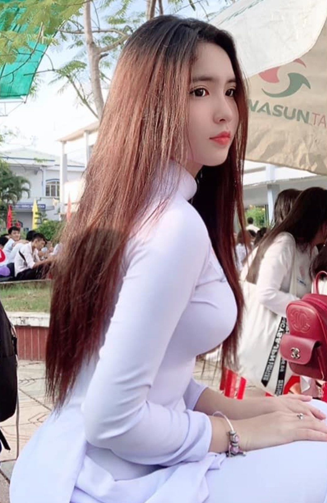 Lovely | d p | Flickr Ao Dai, Beautiful Chinese Women, Burmese Girls - Asia Doll: Sexy Pics of the Curvy Beauty Owning the Spotlight