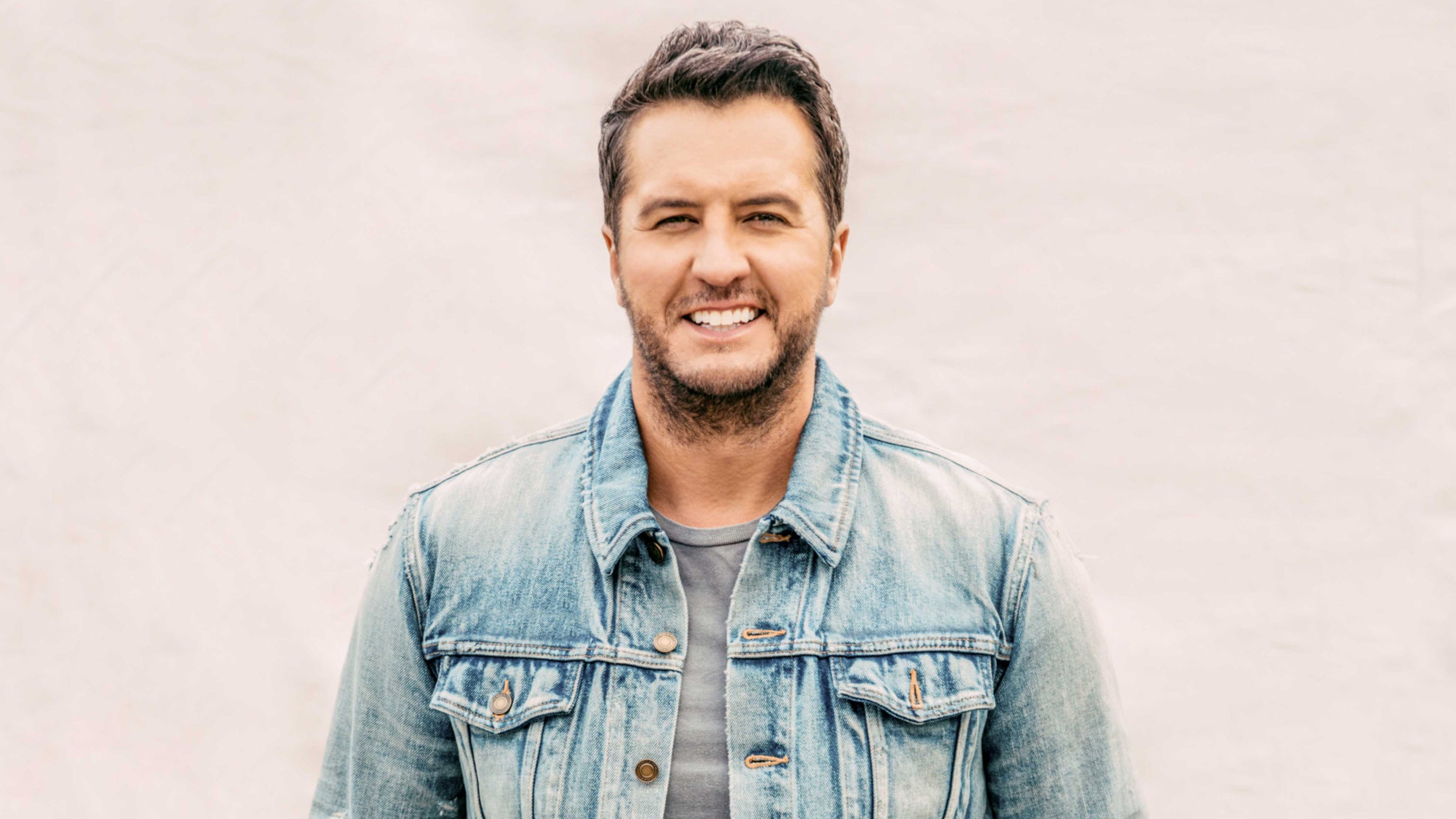 Luke Bryan Tour 2025 Openers List - Sho K. Becker - How Tall Is Luke Bryan? American Idol Judge’s True Height