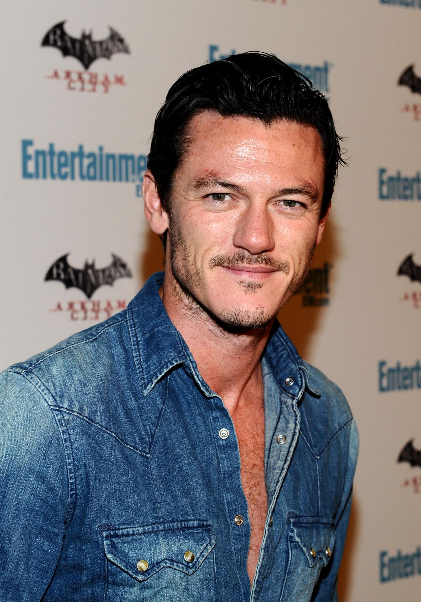 Luke Evans - Luke Evans Height – The Voice and the Height of a Hero