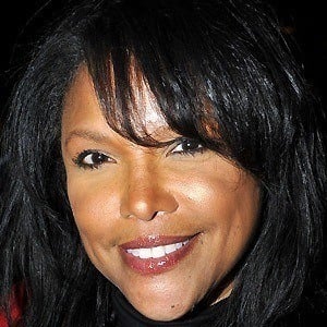 Lynn Whitfield - Age, Family, Bio | Famous Birthdays - How Old Is Lynn Whitfield? Actress’s Age, Career & Iconic Roles