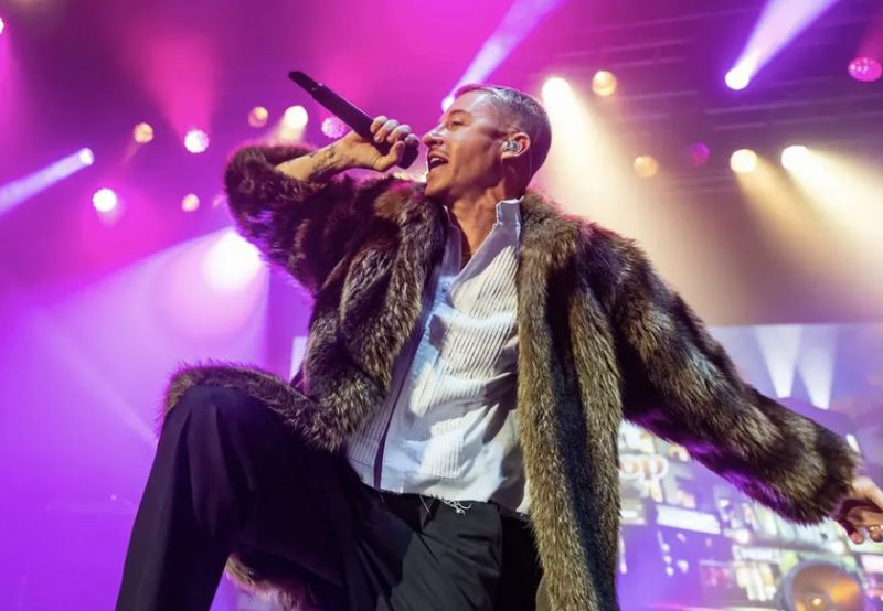 Macklemore Net Worth - Macklemore Net Worth – Rapper’s Independent Success in Dollars