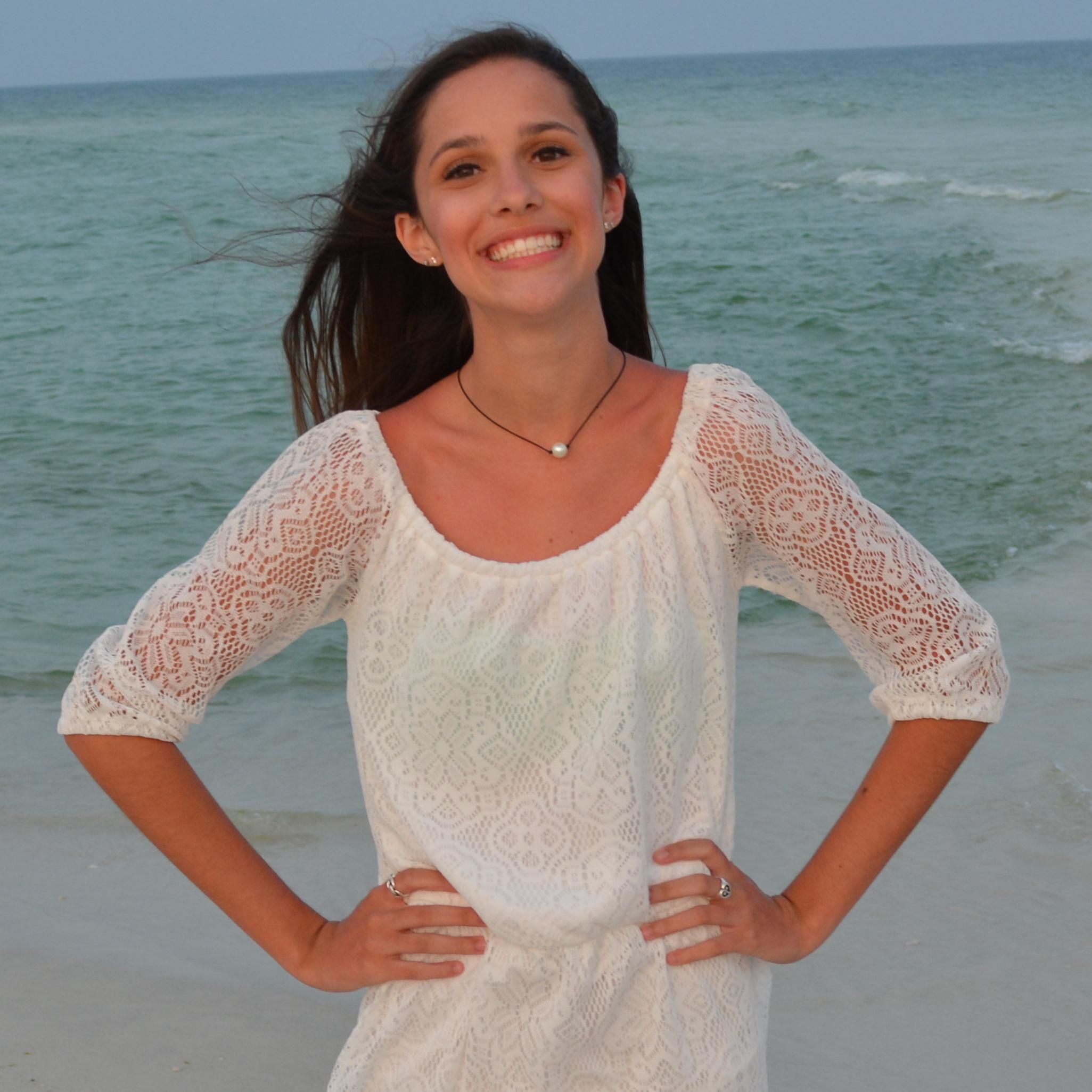 Madison Nicole Charitable Giving, 20 Years Old, Old Girl, Legacy - Madison Nicole: Sexy Pics of the OnlyFans Star Lighting Up Feeds