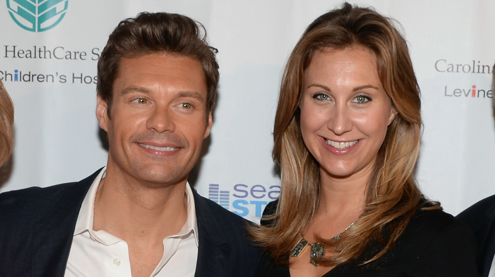 Manuella Libardi - Journalist Profile - Intelligent Relations - How Old Is Ryan Seacrest? From Idol to Now
