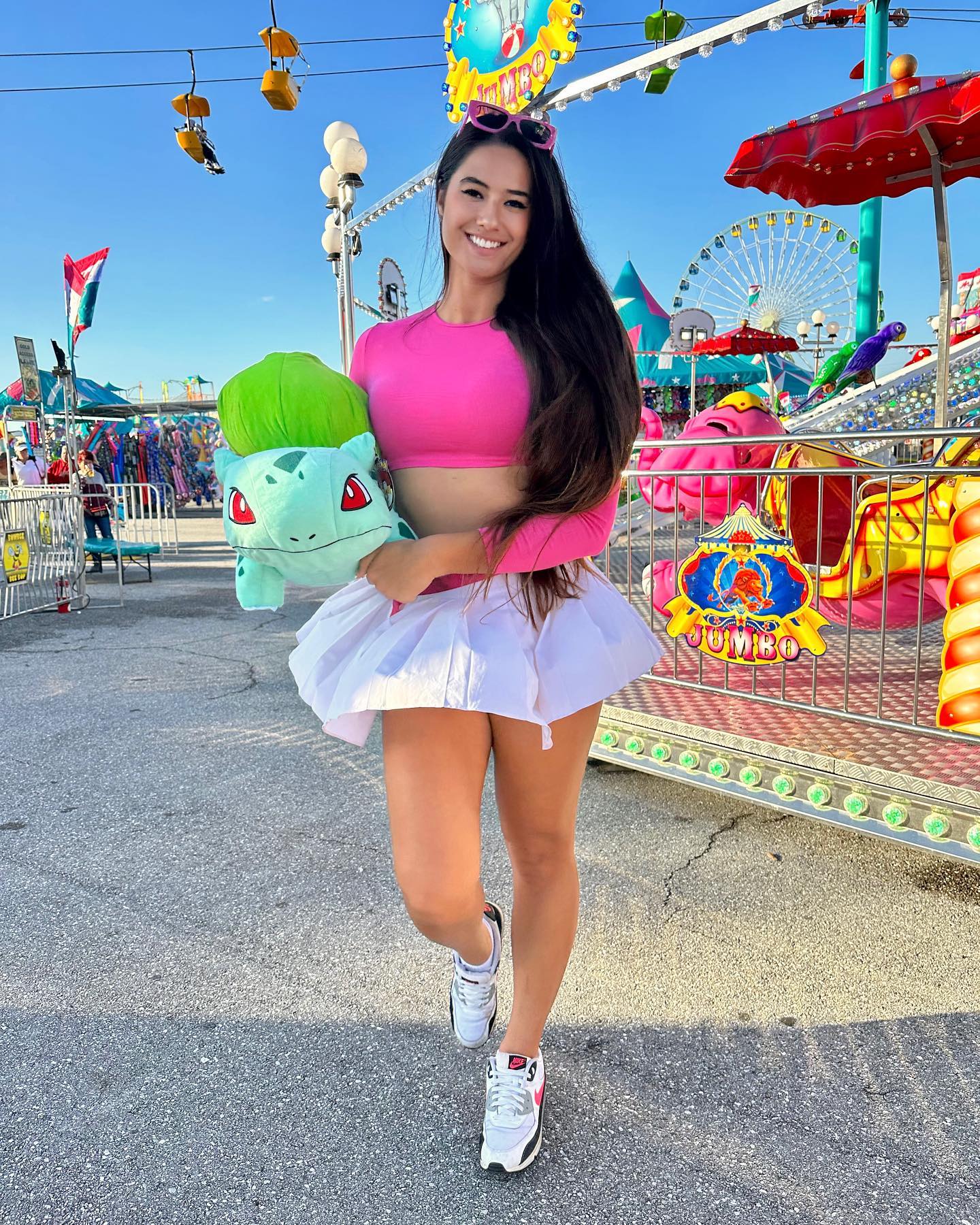 Marie Temara: Sexy Pics of the Fitness Model with a Sexy Edge