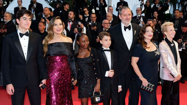 Mariska Hargitay and Peter Hermann Share a Special Red Carpet Moment - Who Is Mariska Hargitay’s Husband? Meet Peter Hermann, Her SVU Co-Star