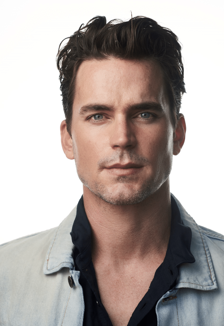 Matt Bomer - Biography, Height & Life Story | Super Stars Bio - How Tall Is Matt Bomer? Hollywood Heartthrob’s Height Revealed
