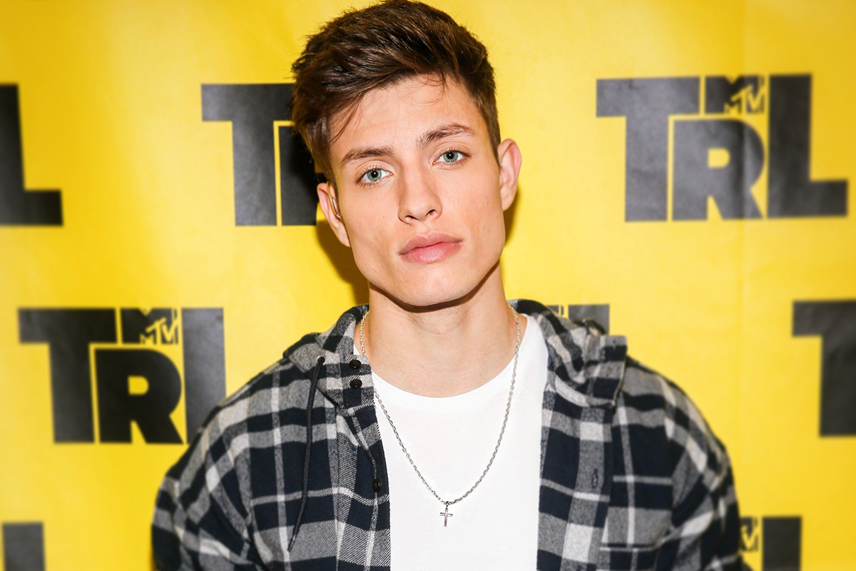 Matt Rife at Improv - Who Is Matt Rife Dating? The Internet's Favorite Comedian's Love Life