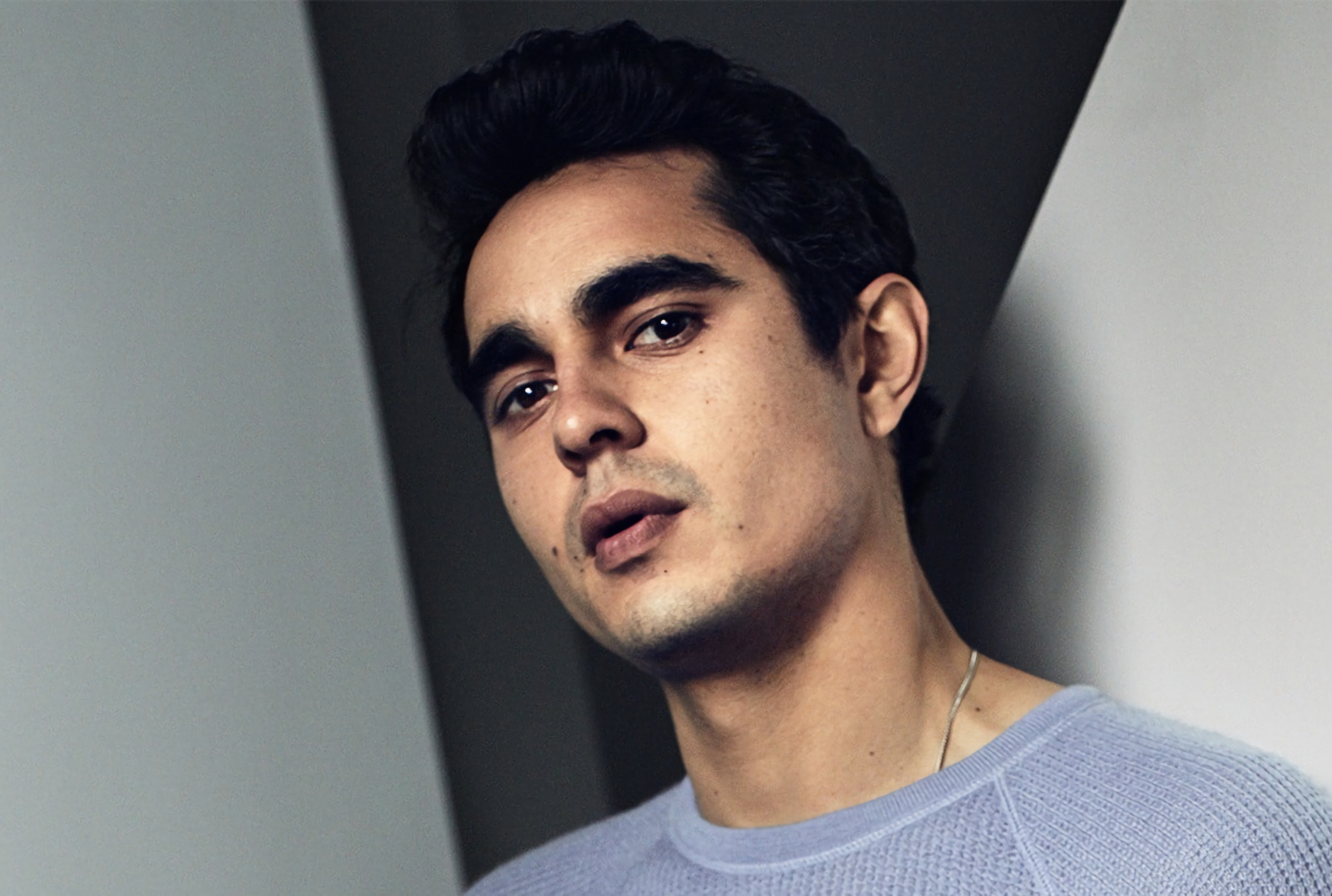 Max Minghella Wallpapers (20+ images inside) - Who Is Max Minghella Dating? Handmaid's Tale Star's Romantic Life