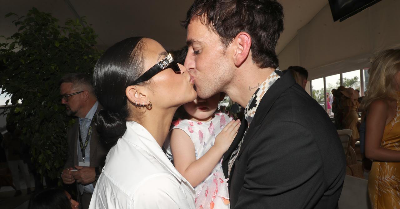 Meet Cassie's Two Beautiful Kids With Hubby Alex Fine - Alex Fine Net Worth: Trainer, Entrepreneur & Cassie’s Husband
