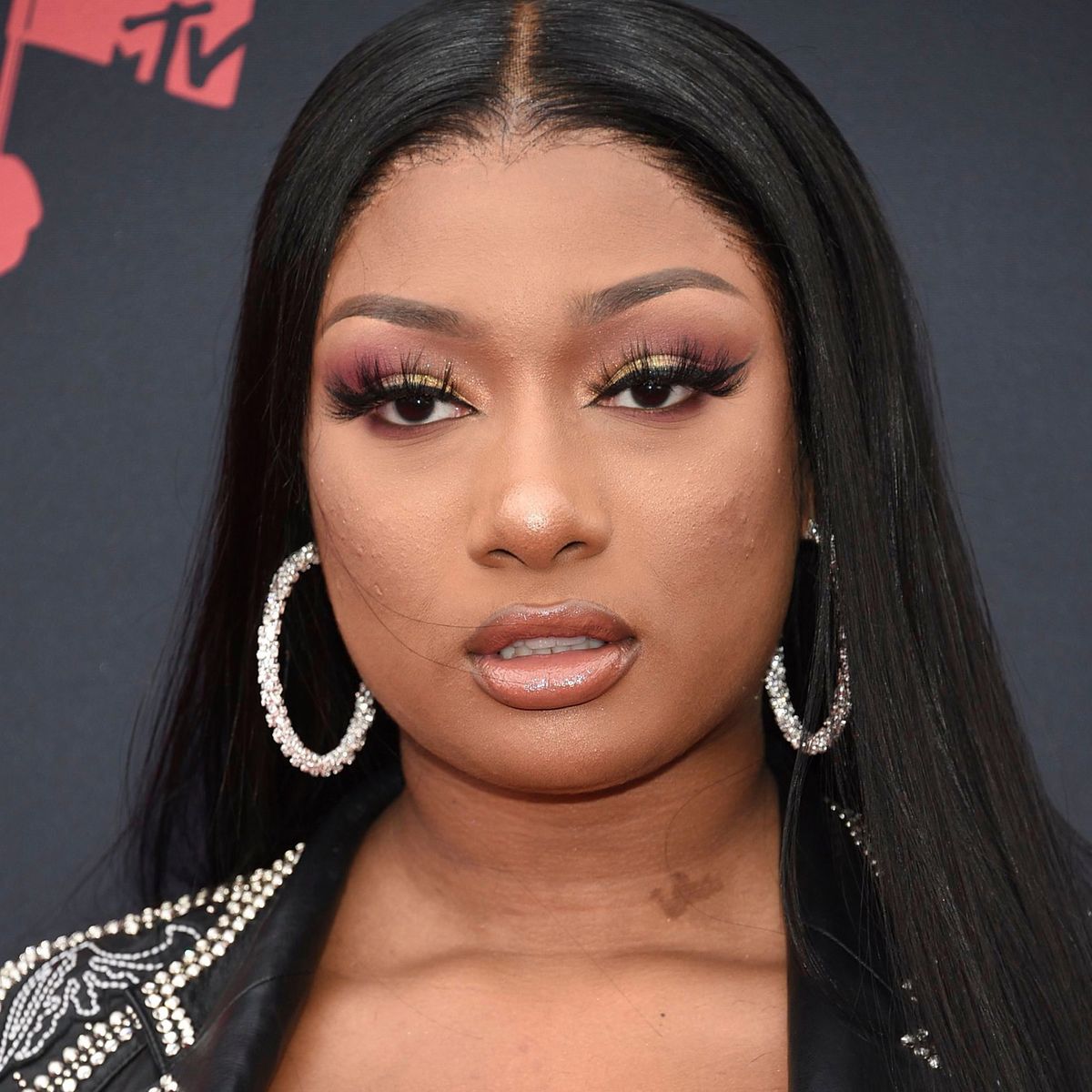 Megan Thee Stallion Nye 2024 - Dode Nadean - How Tall Is Megan Thee Stallion? Rap Queen’s Height Uncovered