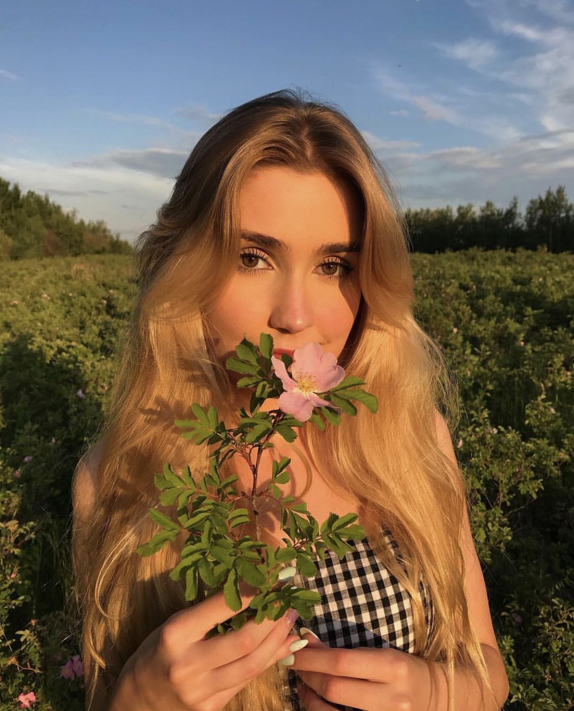 「Mia maples」おしゃれまとめの人気アイデア｜Pinterest｜Lynn Harmsen - Mia Maples Height: YouTube Star's Real Size