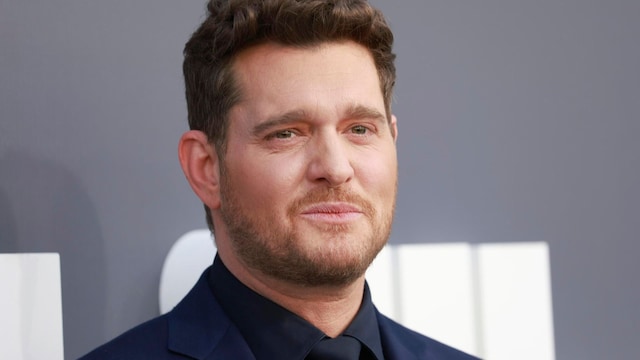 Michael Bublé cuenta como lo cambió la enfermedad de su hijo | ¡HOLA! - How Old Is Michael Bublé? Singer's Age And Music Milestones