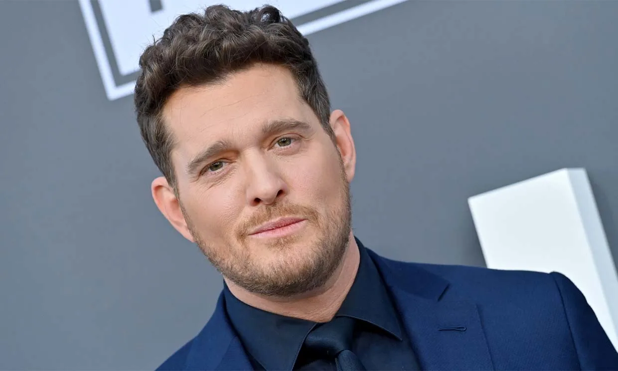 Michael Bublé sueña con cantar con Luis Miguel - Vida Latina - How Old Is Michael Bublé? Singer's Age And Music Milestones