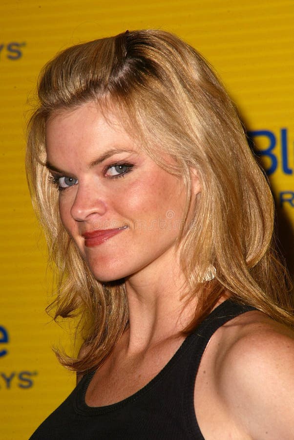 Missi Pyle's Instagram, Twitter & Facebook on IDCrawl - Missi Pyle Height – Actress's Stat Sheet Revealed