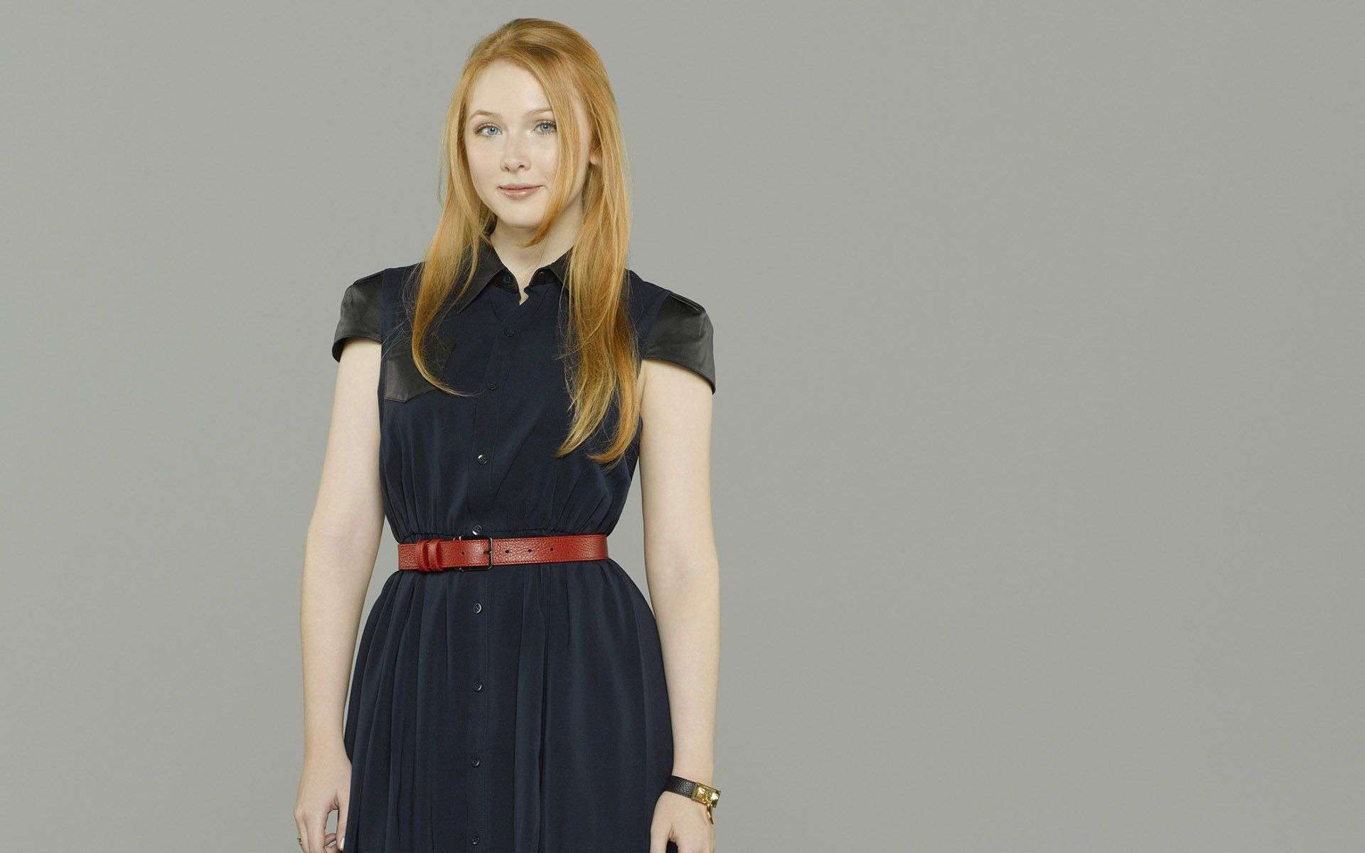 Molly C Quinn Background - Molly Quinn Grows Up Glam: Her Hottest Pics Revealed