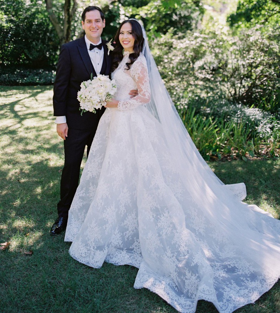Monique Lhuillier Wedding Dress Save 47% - Stillwhite - Monique Lhuillier Net Worth: Bridal Empire And Beverly Hills Life