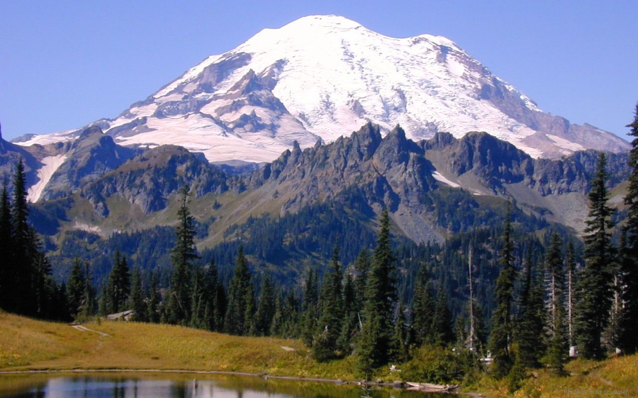 Mt. Rainier. Tallest volcano in the Cascade Range; elevation 4,392 - Mt Rainier Height – Just How Tall Is the Iconic Mountain?