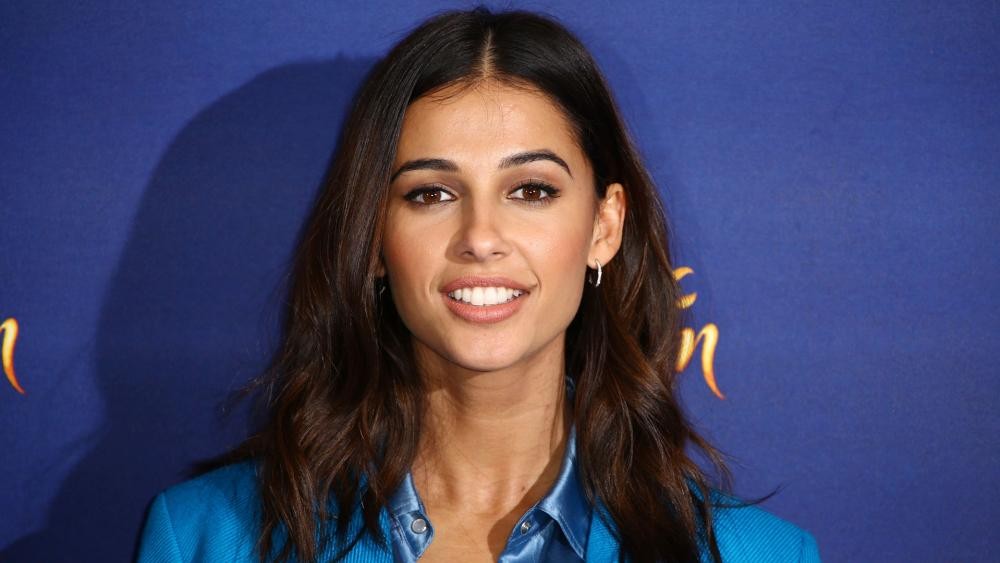 Naomi Scott - Facts, Bio, Career, Net Worth | AidWiki - Naomi Scott's Height – Jasmine Has Some Surprises!