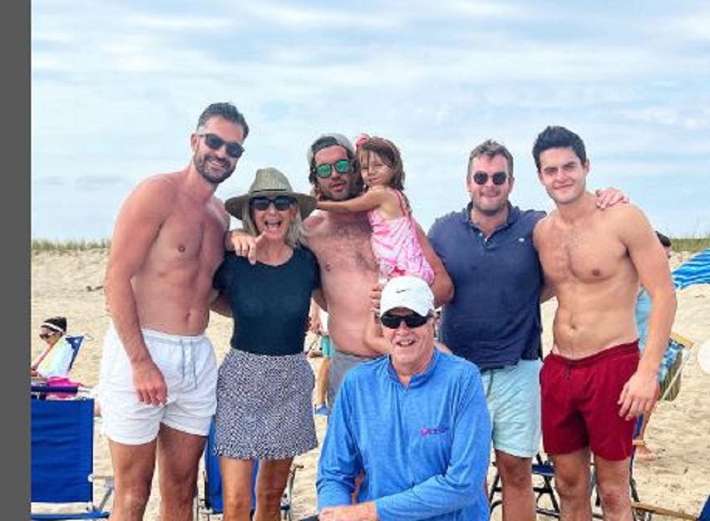 Nate Foy Wife, Is He Married To Gabrielle Perez? Family - How Tall Is Nate Foy? Fox News Reporter's Height Uncovered