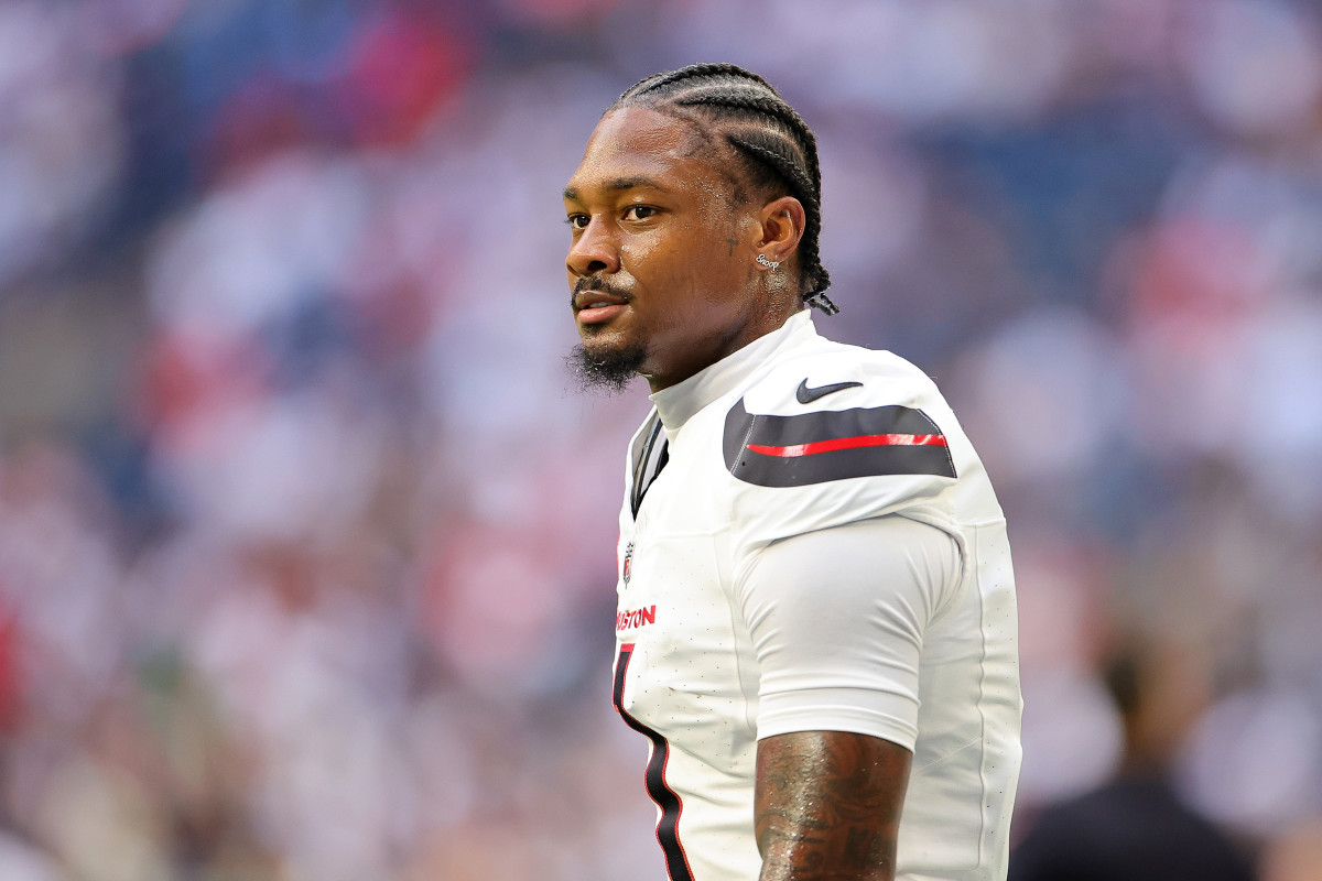 New Video of Stefon Diggs With Famous Rapper Fuels Dating Rumors - Stefon Diggs Net Worth – NFL Star’s Salary and Endorsements