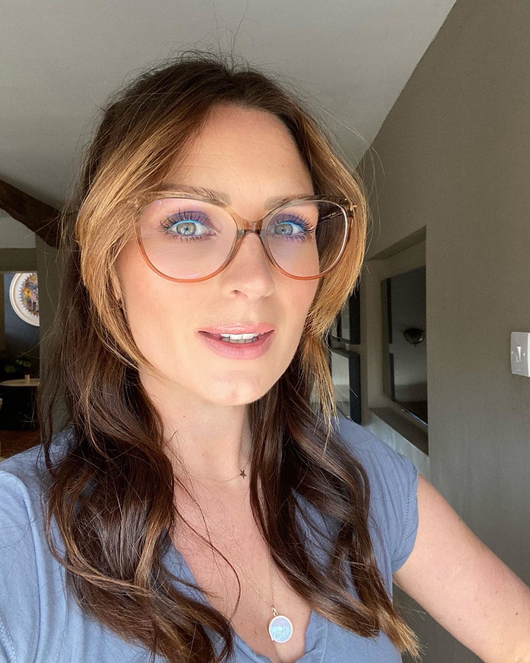 Nicola Chapman Haste: Sexy Pics of the Makeup Maven Lighting Up Feeds