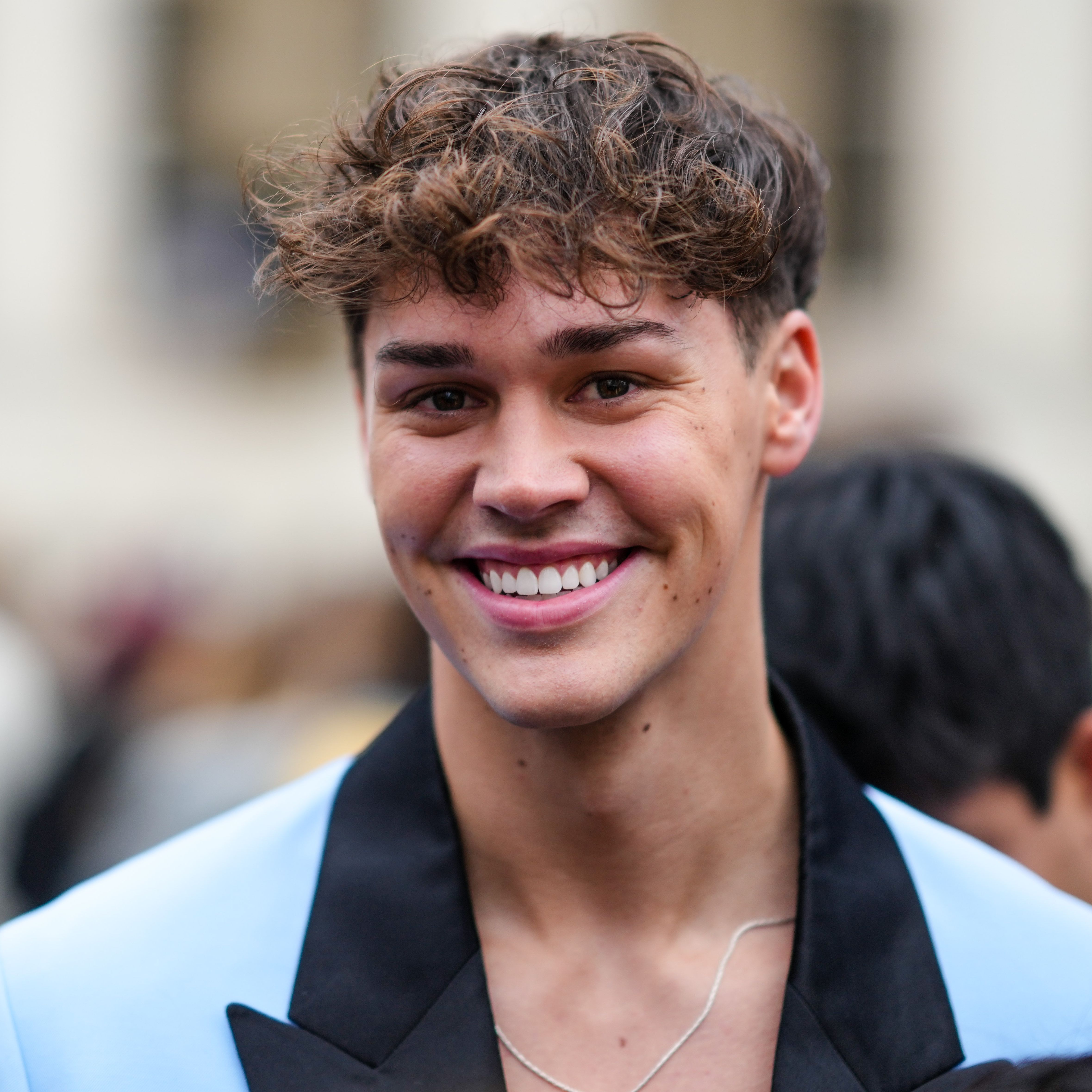 Noah Beck - EdHattie - Noah Beck Height: TikTok Heartthrob's Real Size