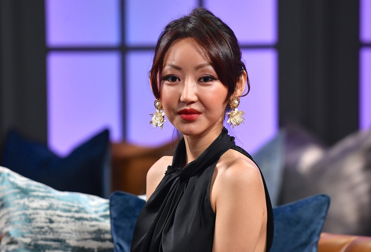 North Korean Defector Speaks Out About Soldier Who Crossed Border - How Tall Is Yeonmi Park? North Korean Defector’s Height